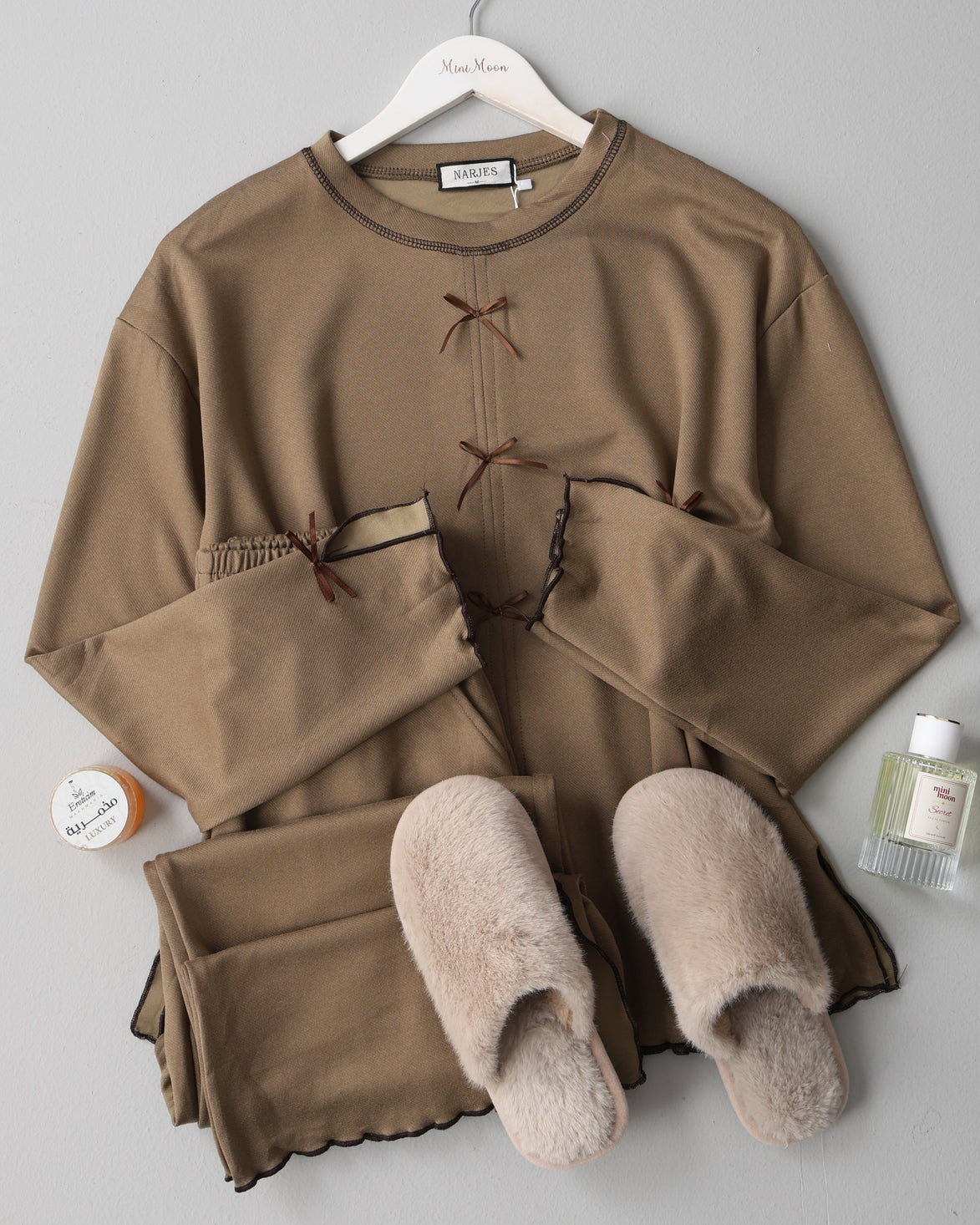 بيجاما بنطلون
