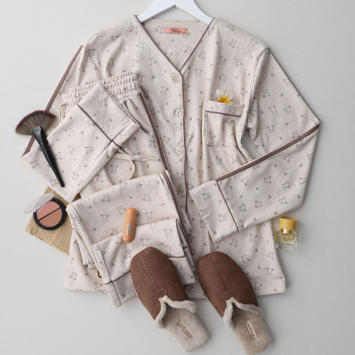 Untitled-4-Recovered-Recovered-Recovered-Recovered-Recovered بيجاما بنطلون قطن مبطن زرار - الصورة 1